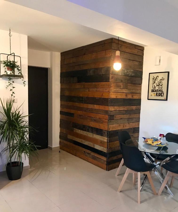 Fat Cow Apartment 101 Larnaca Exterior photo