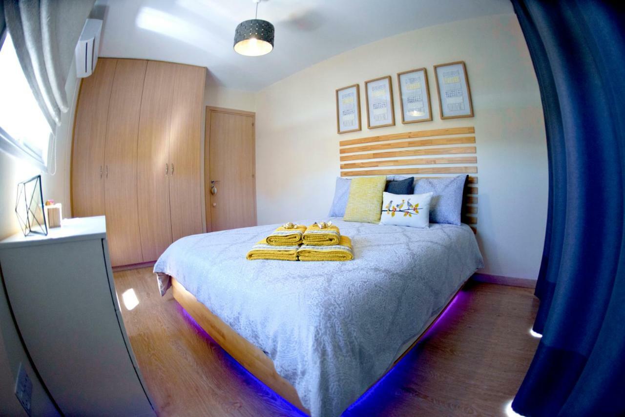 Fat Cow Apartment 101 Larnaca Exterior photo